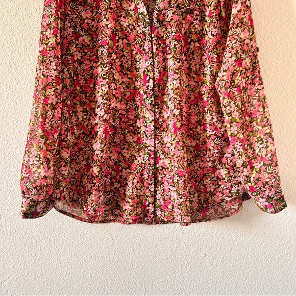 Kut from the Cloth Floral Button Up Women’s Fit Medium Spring Church Date Brunch - Picture 2 of 7
